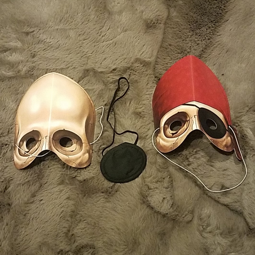 Mens kids costume pirate eye patch and paper masks